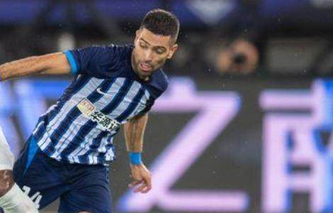 米兰体育官网-【中超】若卡双响戴伟浚回归首球 三镇4比1胜深圳